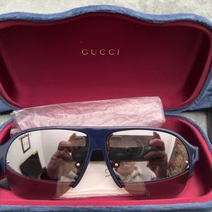 Gucci Sunglasses BRAND NEW, never been used.